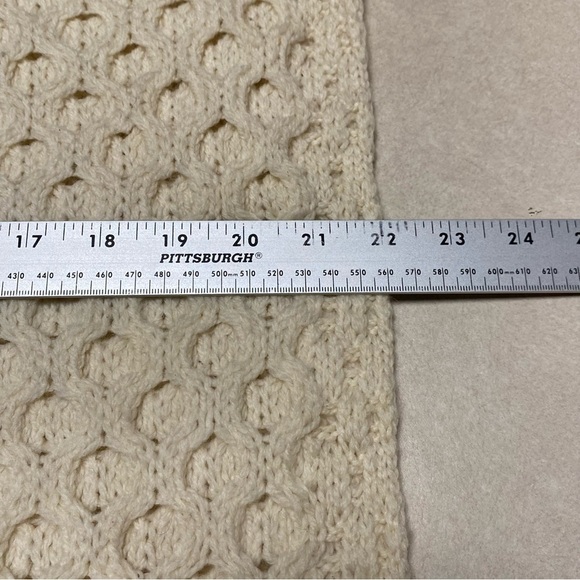 Aran Sweater Market Infinity Scarf OS Classic Aran Cream knit Merino Wool Scarf - Picture 10 of 14